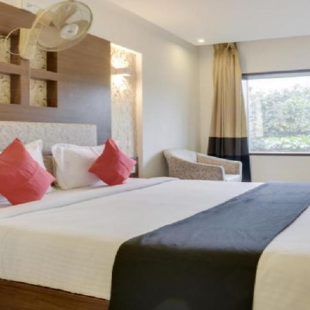 Klase Hotels Chennai Ngoại thất bức ảnh
