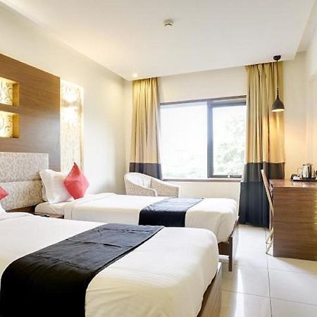 Klase Hotels Chennai Ngoại thất bức ảnh