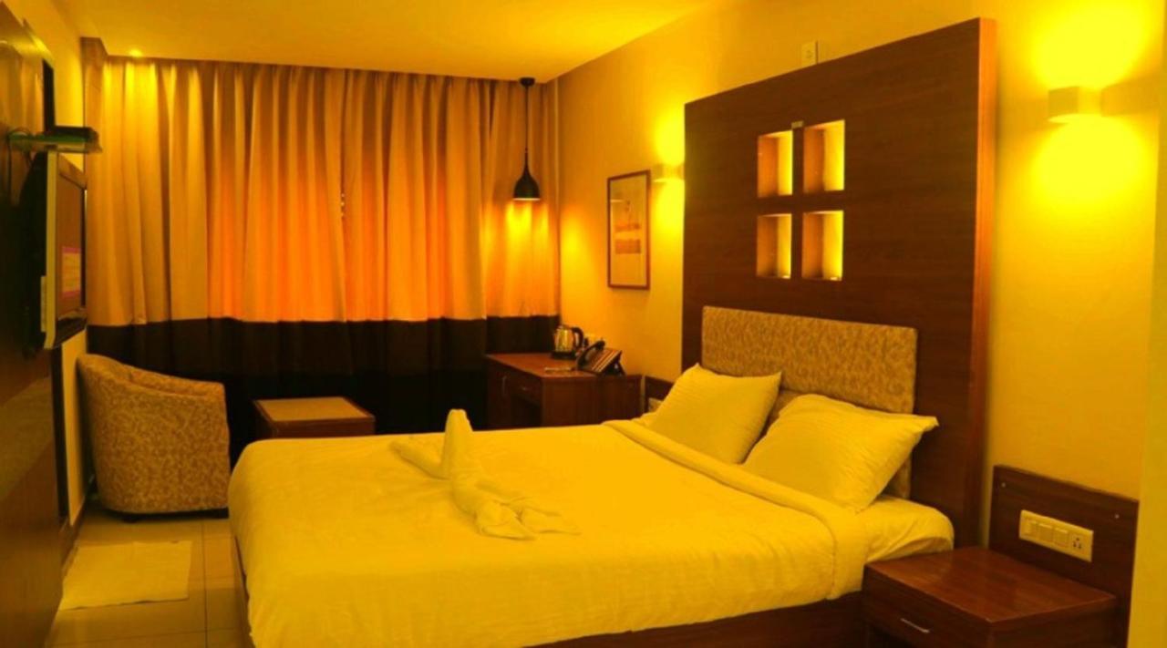 Klase Hotels Chennai Ngoại thất bức ảnh