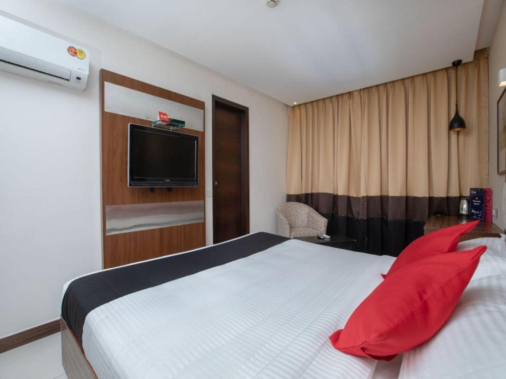 Klase Hotels Chennai Ngoại thất bức ảnh